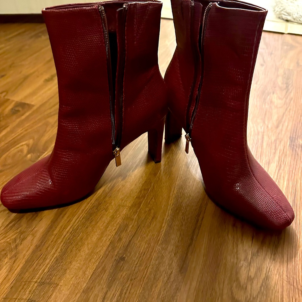 Above ankle Boots
